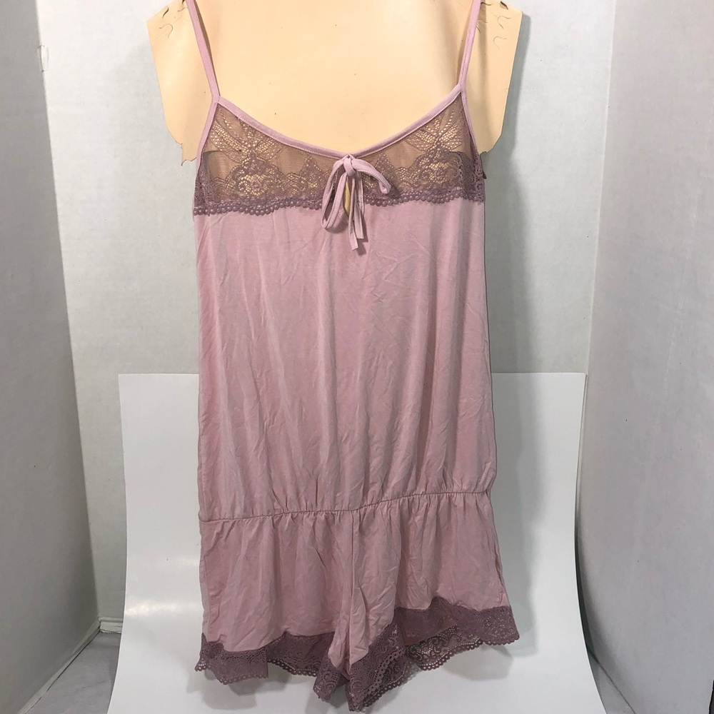 NWOT Adore Me Women’s Intimate Sleepwear Romper Shorts Size Medium Pink